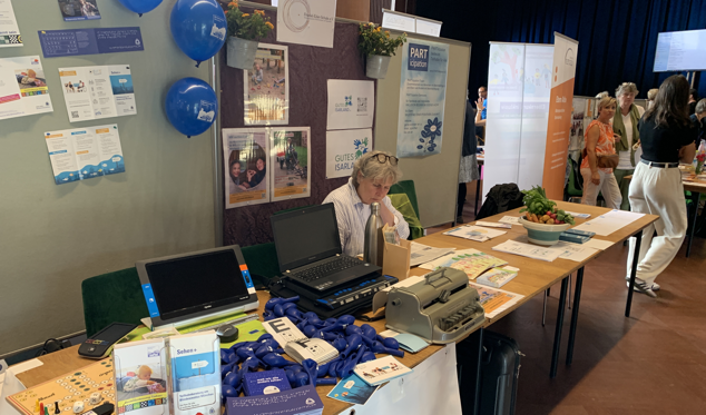 unser Infostand mit viel Informationsmaterial